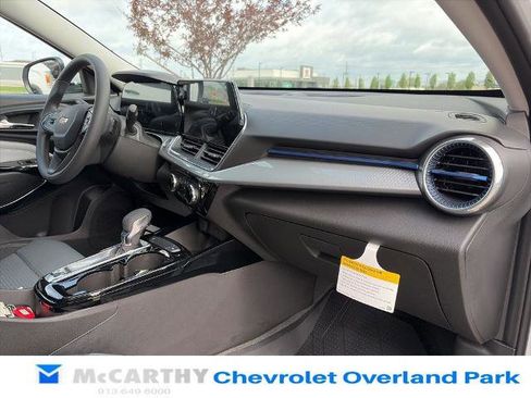 New 2026 Chevrolet Trax LT FWD image 26