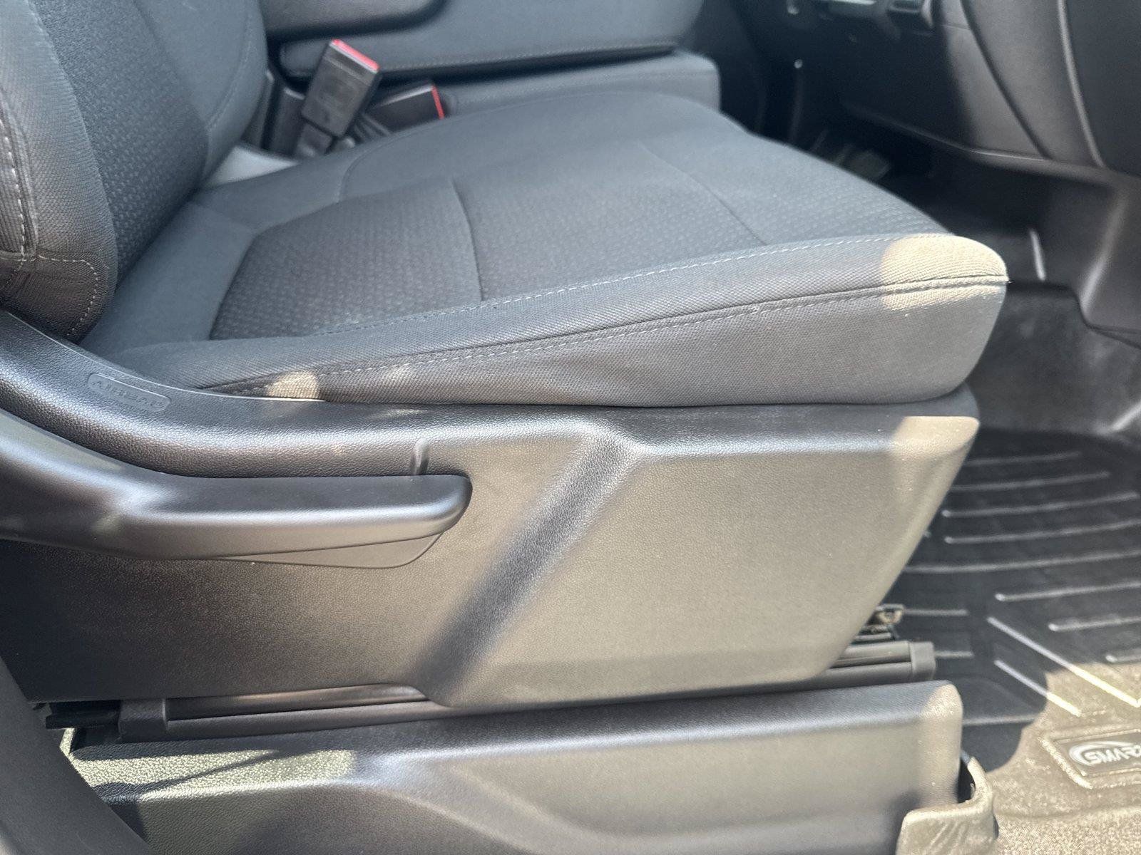 Used 2022 Chevrolet Silverado 1500 Custom w/ Safety Confidence Package AWD/4WD image 36