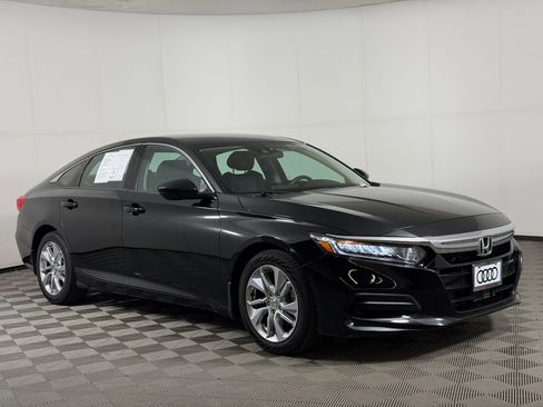 Used 2019 Honda Accord LX image 7