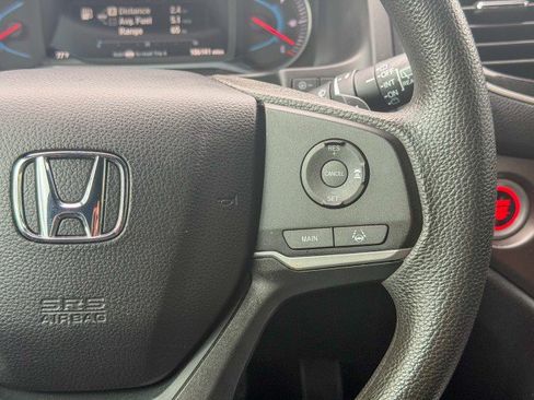 Used 2022 Honda Pilot Sport image 11
