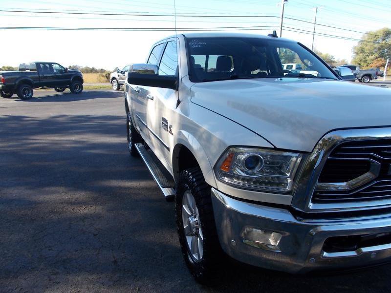 Used 2017 RAM 2500 Longhorn w/ Convenience Group AWD/4WD image 10