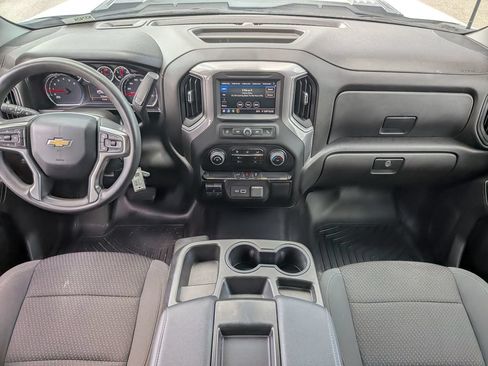 Used 2022 Chevrolet Silverado 2500 Custom w/ Custom Value Package AWD/4WD image 24