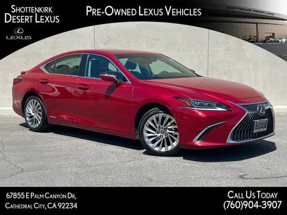 Used 2021 Lexus ES 300h w/ Accessory Package