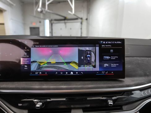 Used 2026 BMW X7 xDrive40i image 18