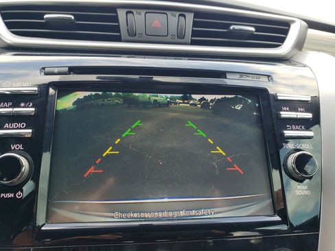 Used 2016 Nissan Murano SV image 34