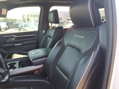 Used 2022 RAM 1500 Laramie w/ Sport Appearance Package AWD/4WD image 16
