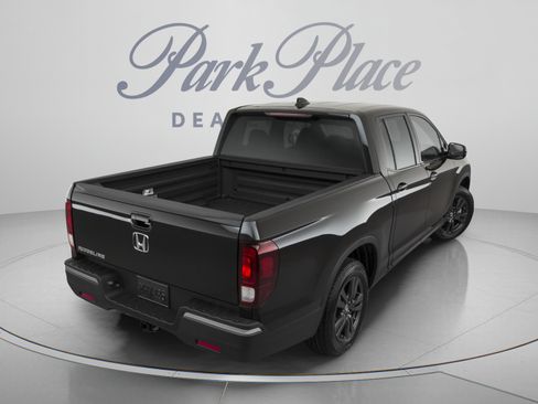 Used 2020 Honda Ridgeline Sport image 4