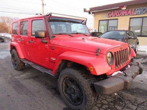 Used 2015 Jeep Wrangler Unlimited Sahara w/ Max Tow Package image 1