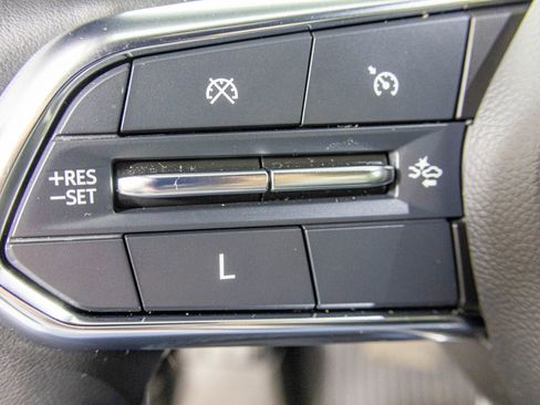 Used 2024 Chevrolet Traverse Z71 w/ LPO, Floor Liner Package image 30