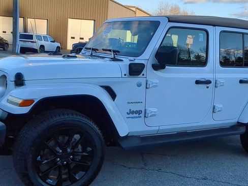 Used 2021 Jeep Wrangler Unlimited Sahara 4xe w/ Cold Weather Group image 4