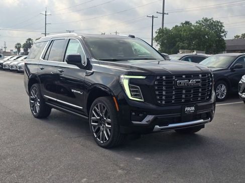 New 2026 GMC Yukon Denali Ultimate AWD/4WD image 3