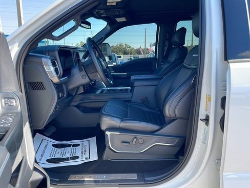Certified 2025 Ford F250 Platinum image 11
