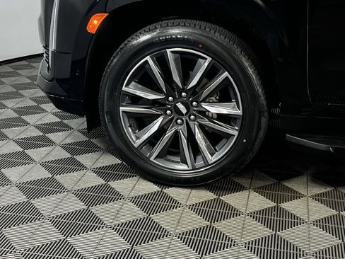 Used 2023 Cadillac Escalade Sport image 9