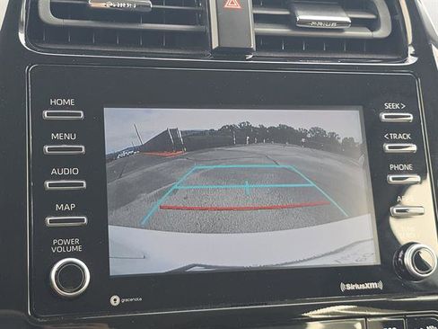 Used 2021 Toyota Prius LE image 21