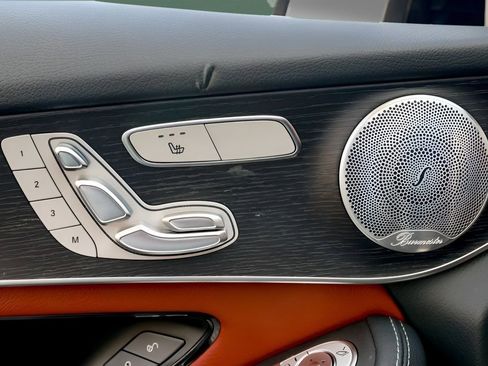 Used 2020 Mercedes-Benz GLC 300 4MATIC w/ Driver Assistance Package image 41