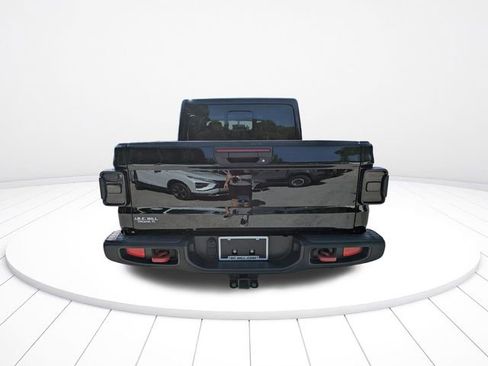 Used 2022 Jeep Gladiator Rubicon w/ Cold Weather Group image 5