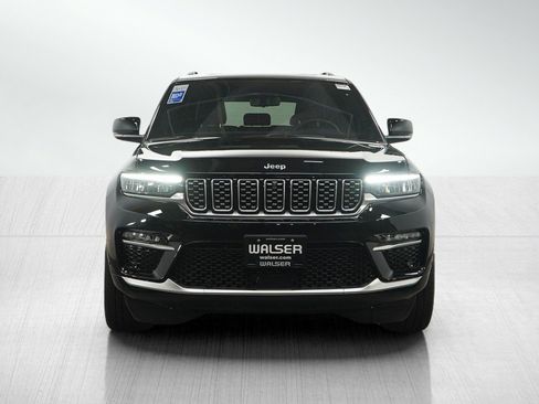Used 2023 Jeep Grand Cherokee Summit w/ Adv Protech Group IV AWD/4WD image 8