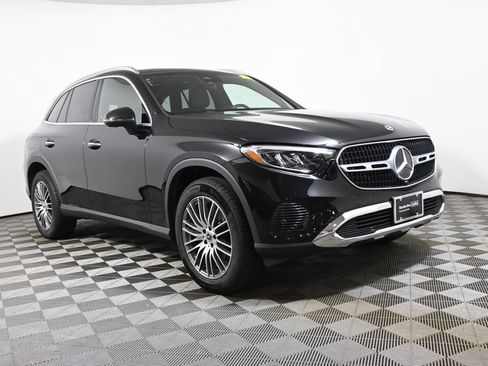 Certified 2026 Mercedes-Benz GLC 300 4MATIC image 9