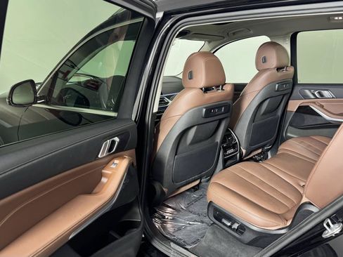 Used 2020 BMW X7 xDrive40i w/ Cold Weather Package AWD/4WD image 31