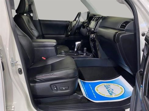 Used 2021 Toyota 4Runner TRD Off-Road Premium image 31