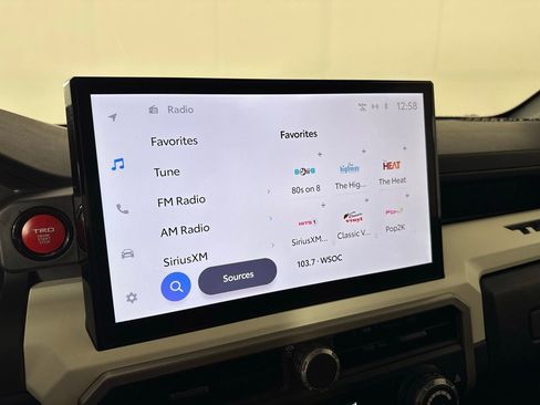 Used 2024 Toyota Tacoma TRD Off-Road image 24