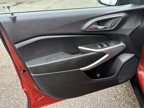 Used 2024 Chevrolet Trax RS w/ Driver Confidence Package image 13