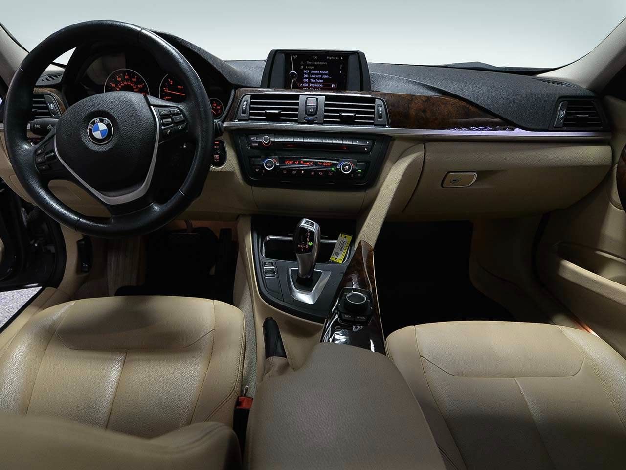 Used 2014 BMW 328i Sedan RWD image 13