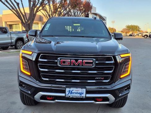 New 2026 GMC Yukon XL AT4 w/ AT4 Premium Package image 25