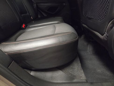 Used 2018 Chevrolet Trax LT w/ Sun & Sound Package image 66