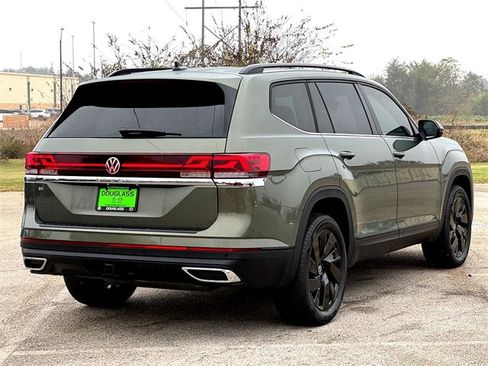 New 2026 Volkswagen Atlas SE image 8