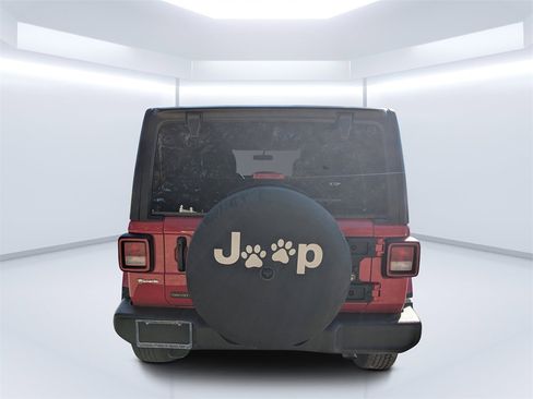 Used 2023 Jeep Wrangler Sport image 5