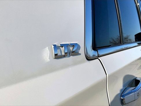 Used 2015 Chevrolet Tahoe LTZ image 10