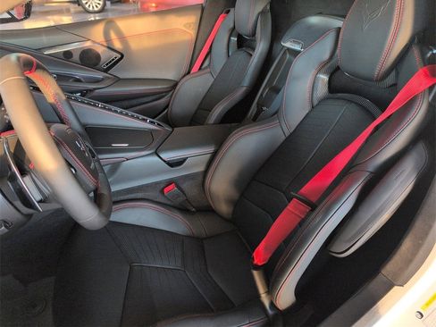 Certified 2023 Chevrolet Corvette Stingray Premium Conv w/ Z51 Performance Package image 9