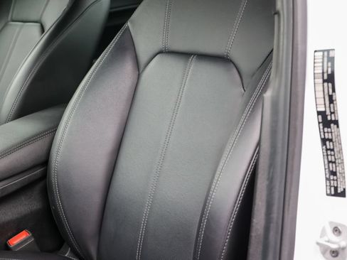 Used 2024 Alfa Romeo Giulia Ti AWD/4WD image 41