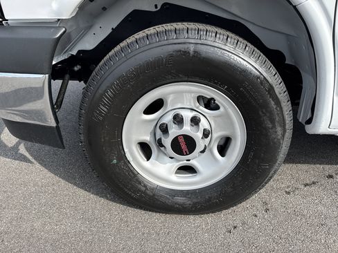 New 2025 GMC Savana 3500 w/ Power Convenience Package image 13