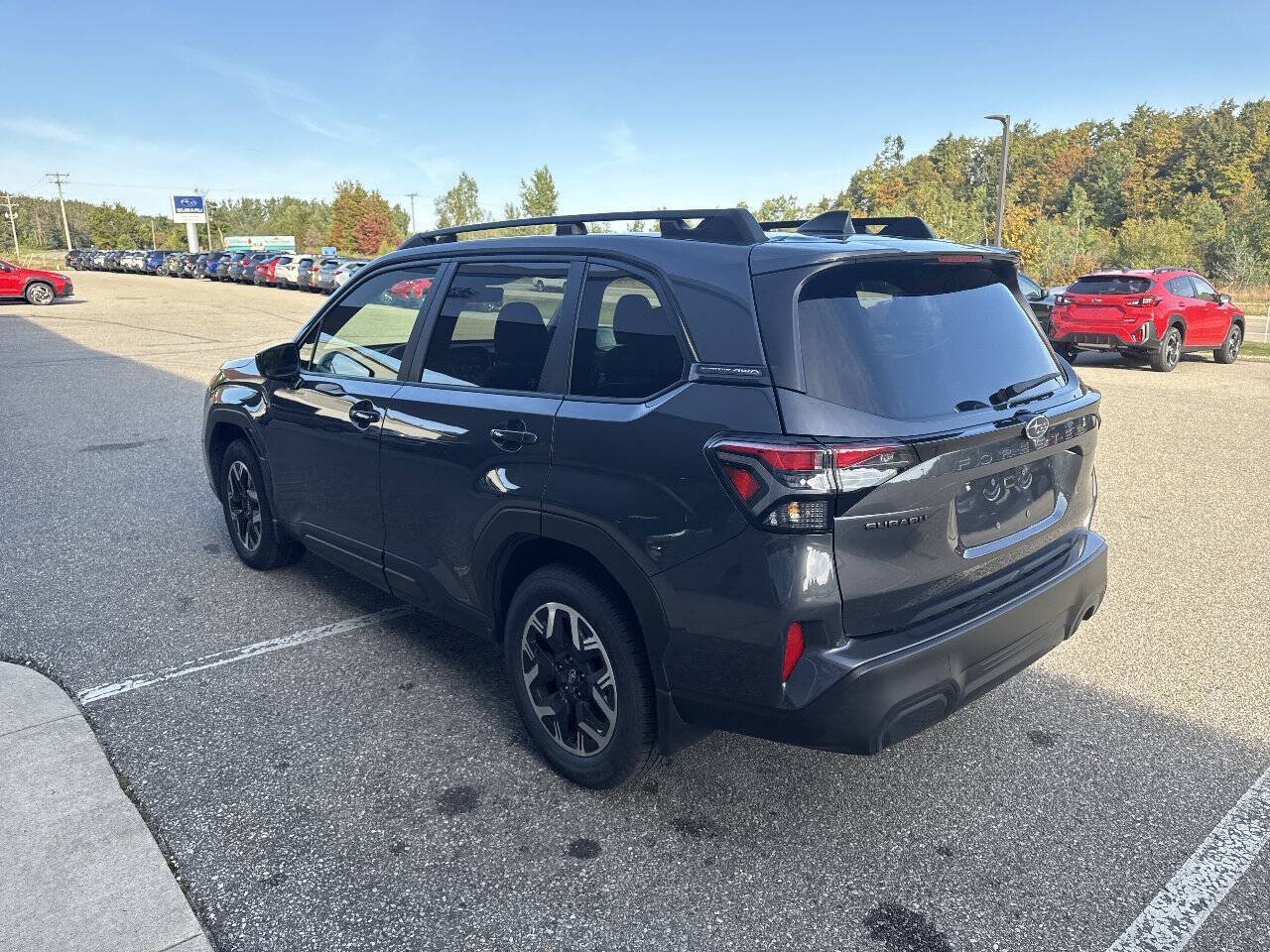 Used 2025 Subaru Forester Premium AWD/4WD image 6