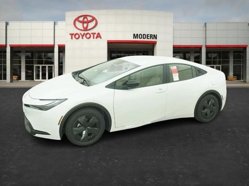 New 2026 Toyota Prius LE image 7