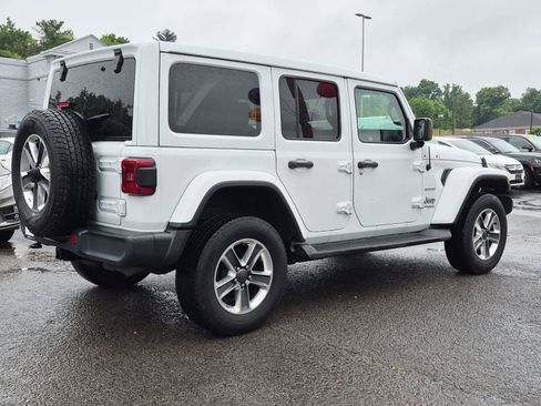 Used 2021 Jeep Wrangler Unlimited Sahara w/ LED Lighting Group AWD/4WD image 8