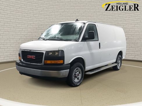 Used 2024 GMC Savana 2500 w/ Driver Convenience Package image 1