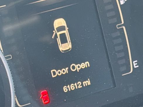 Used 2017 Jeep Cherokee Latitude w/ Trailer Tow Group image 12