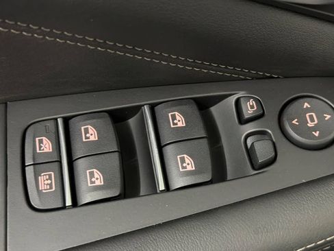 New 2026 BMW X7 M60i AWD/4WD image 13