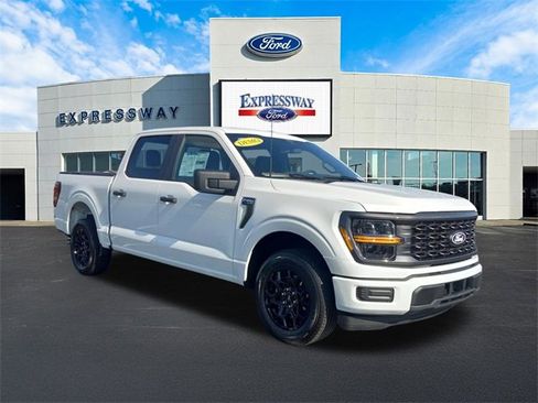 Used 2025 Ford F150 STX image 4