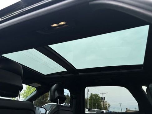 Used 2019 Lincoln MKC Reserve w/ MKC Technology Package AWD/4WD image 10