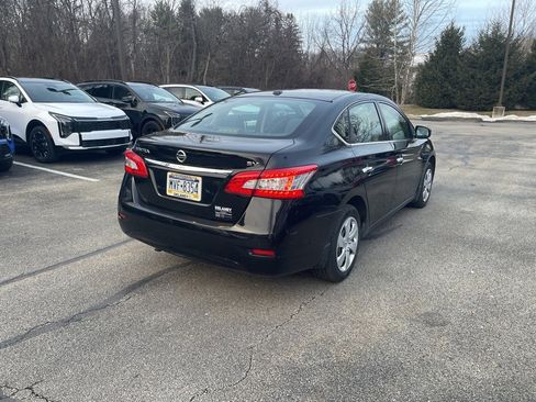 Used 2015 Nissan Sentra SV image 2
