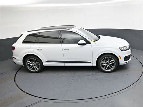 Used 2018 Audi Q7 3.0T Prestige image 16