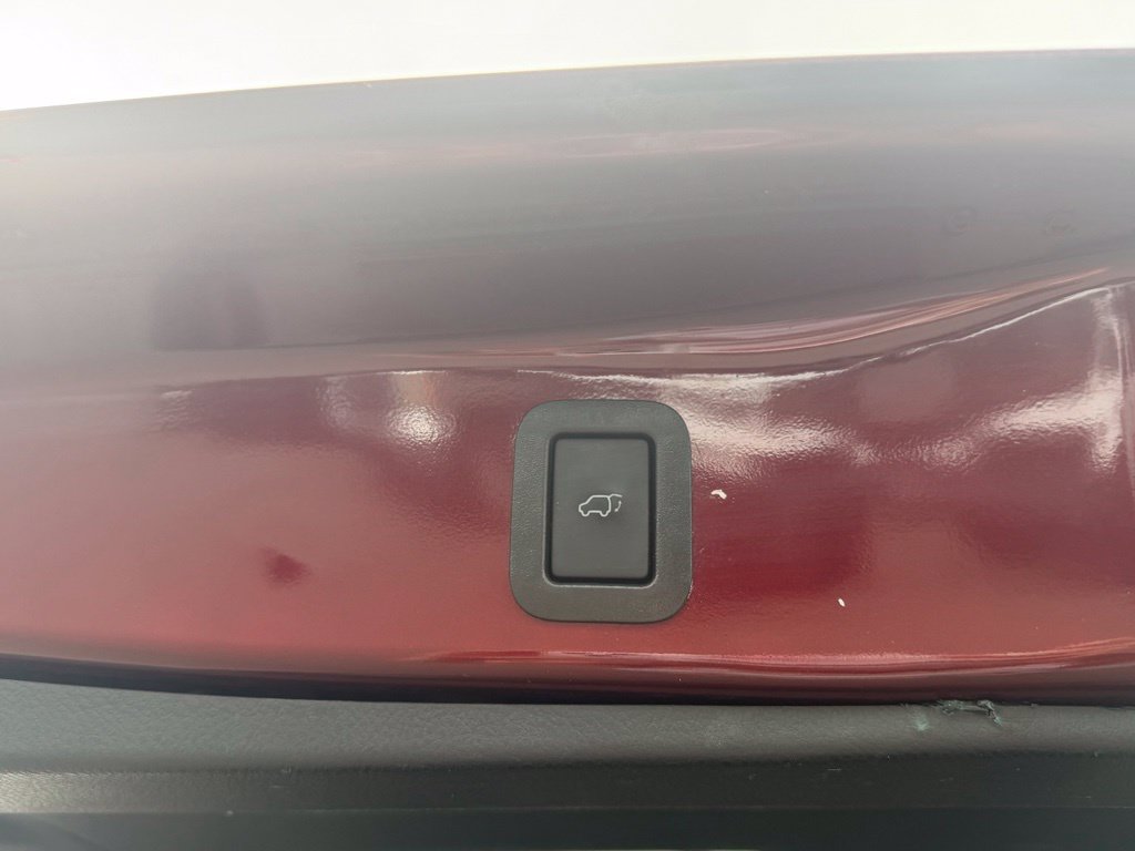 Used 2019 Toyota Highlander XLE FWD image 7