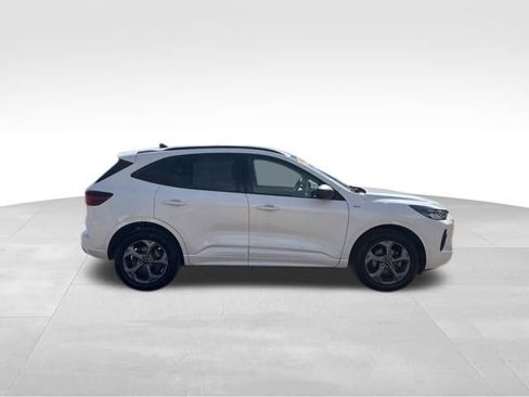 Used 2023 Ford Escape ST-Line w/ Tech Pack #1 image 6