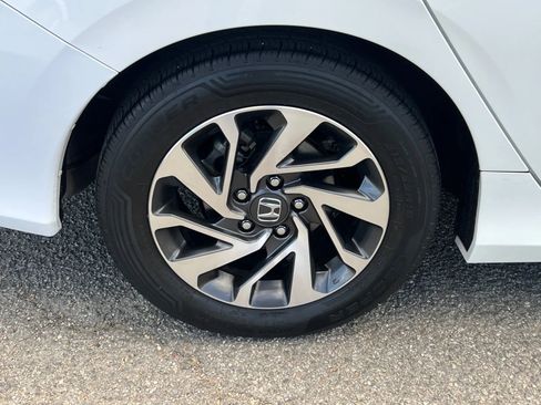 Used 2018 Honda Civic EX image 35