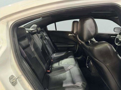 Used 2020 Dodge Charger SXT w/ Leather Interior Group RWD image 36