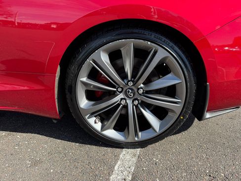 Used 2018 INFINITI Q60 Red Sport 400 w/ Sensory Package 3.0T Sport image 8